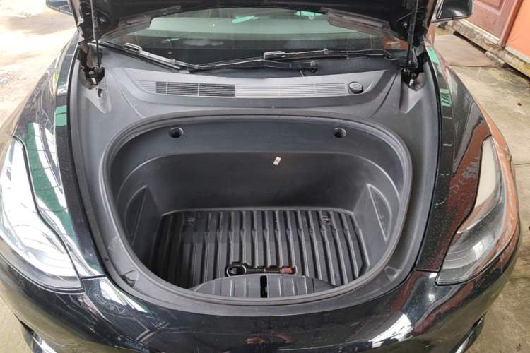 Used Tesla Model 3 2022 Rear-Wheel-Drive Version Engine Bay