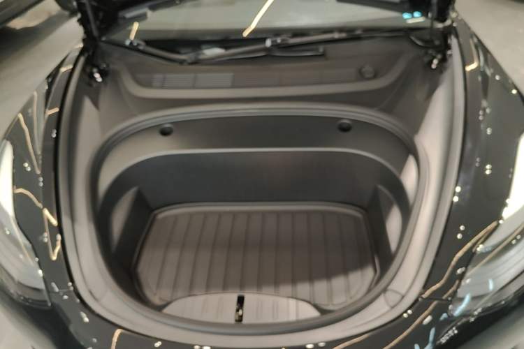 Used Tesla Model 3 2022 Rear-Wheel-Drive Version Engine Bay