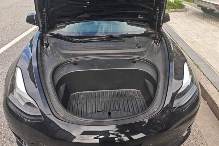 Used Tesla Model 3 2022 Rear-Wheel-Drive Version Engine Bay