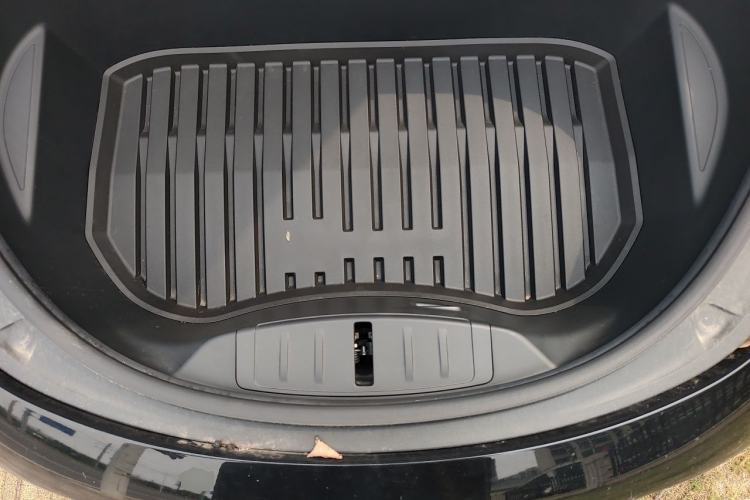 Used Tesla Model 3 2022 Rear-Wheel-Drive Version Engine Bay