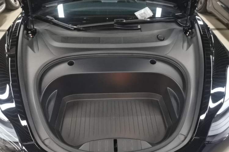 Used Tesla Model 3 2022 Rear-Wheel-Drive Version Engine Bay