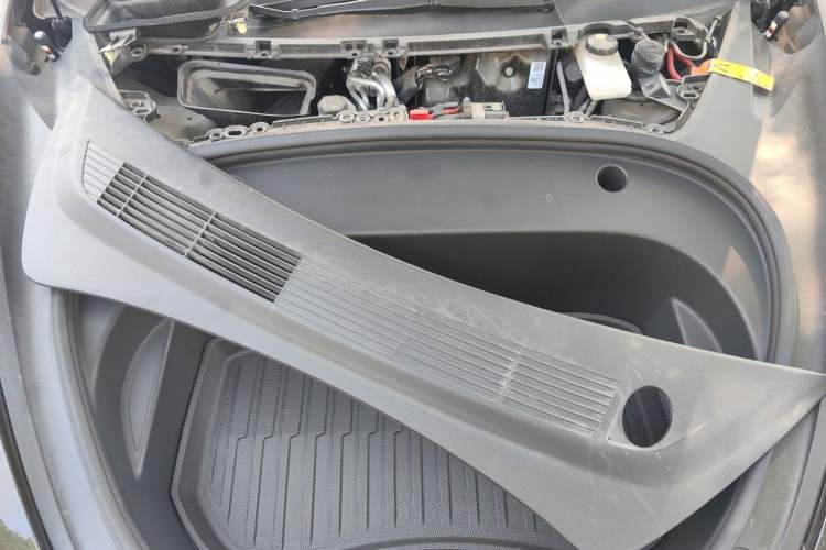 Used Tesla Model 3 2022 Rear-Wheel-Drive Version Engine Bay