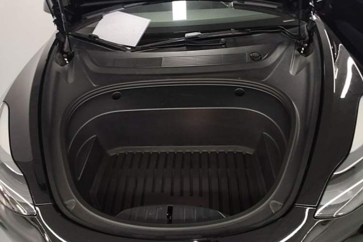 Used Tesla Model 3 2022 Rear-Wheel-Drive Version Engine Bay
