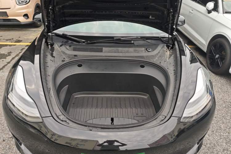 Used Tesla Model 3 2022 Rear-Wheel-Drive Version Engine Bay