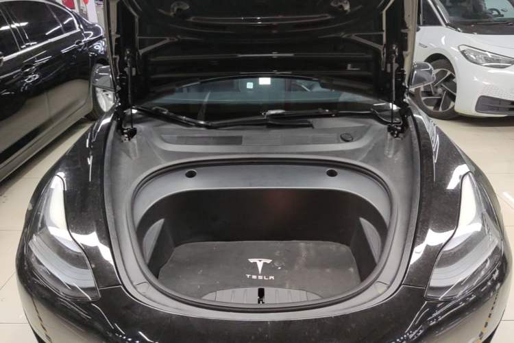 Used Tesla Model 3 2022 Rear-Wheel-Drive Version Engine Bay