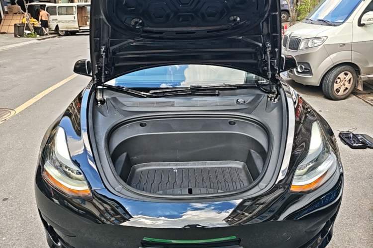 Used Tesla Model 3 2022 Rear-Wheel-Drive Version Engine Bay