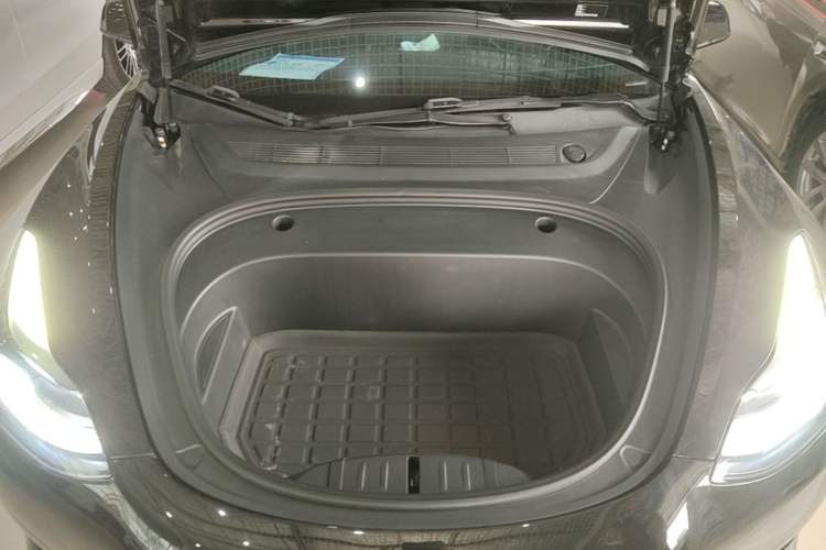 Used Tesla Model 3 2022 Rear-Wheel-Drive Version Engine Bay