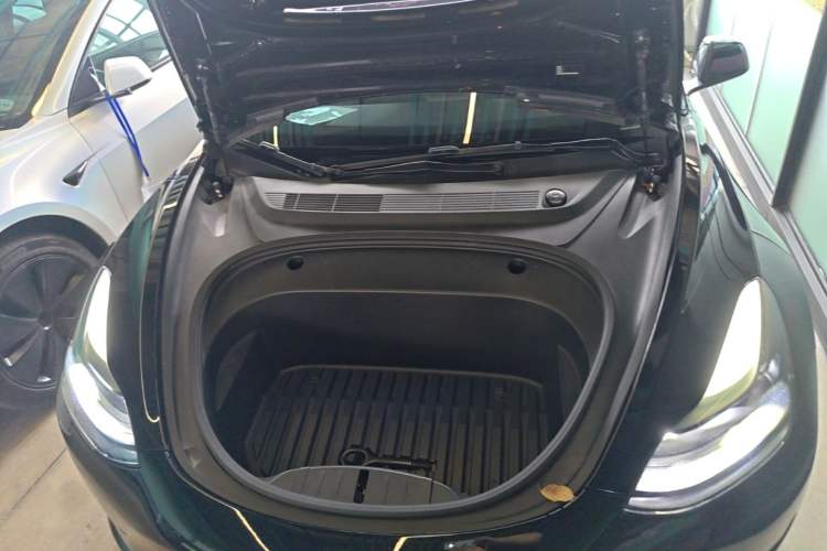 Used Tesla Model 3 2022 Rear-Wheel-Drive Version Engine Bay