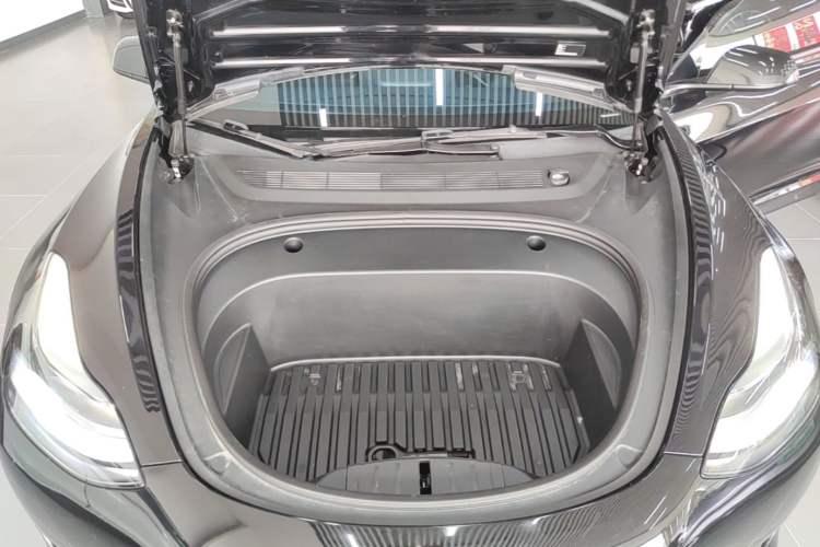 Used Tesla Model 3 2022 Rear-Wheel-Drive Version Engine Bay