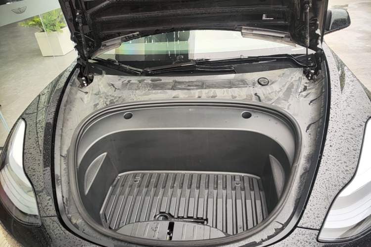Used Tesla Model 3 2022 Rear-Wheel-Drive Version Engine Bay