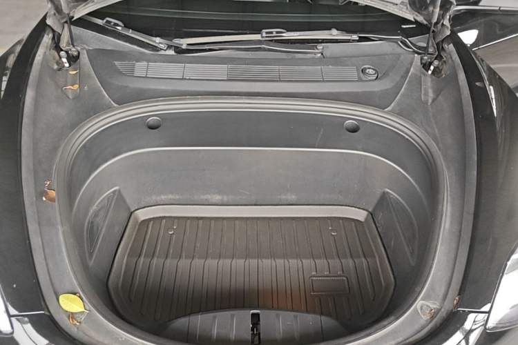Used Tesla Model 3 2022 Rear-Wheel-Drive Version Engine Bay