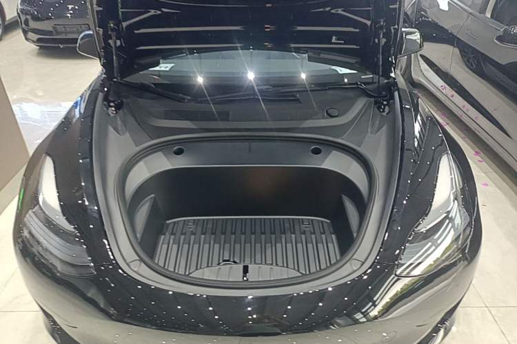 Used Tesla Model 3 2022 Rear-Wheel-Drive Version Engine Bay