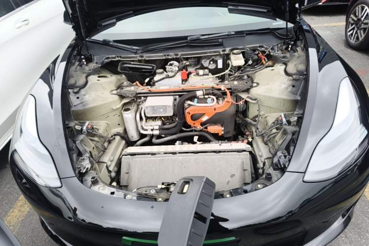Used Tesla Model 3 2022 Rear-Wheel-Drive Version Engine Bay