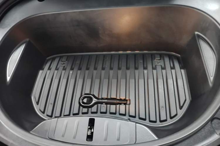 Used Tesla Model 3 2022 Performance High-Performance All-Wheel-Drive Version Engine Bay