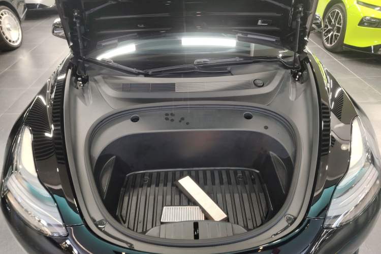 Used Tesla Model 3 2022 Rear-Wheel-Drive Version Engine Bay