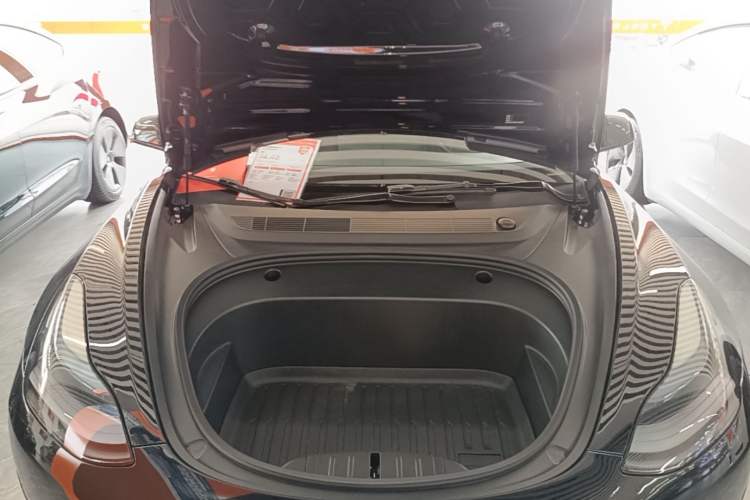 Used Tesla Model 3 2022 Rear-Wheel-Drive Version Engine Bay
