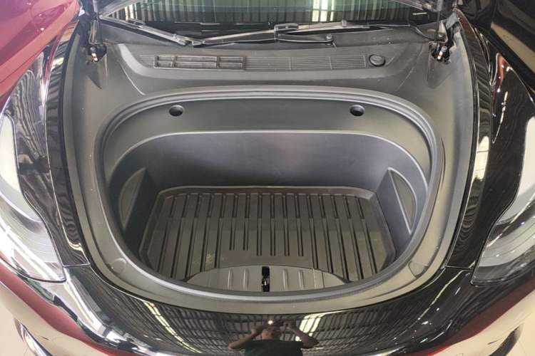 Used Tesla Model 3 2022 Rear-Wheel-Drive Version Engine Bay