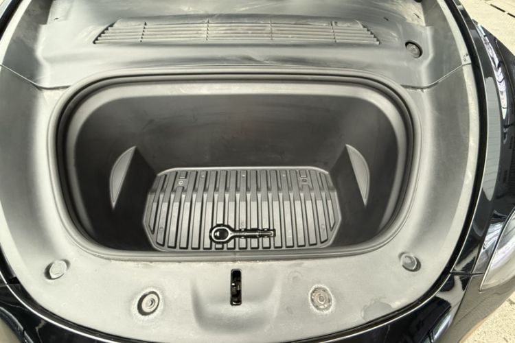 Used Tesla Model 3 2022 Rear-Wheel-Drive Version Engine Bay