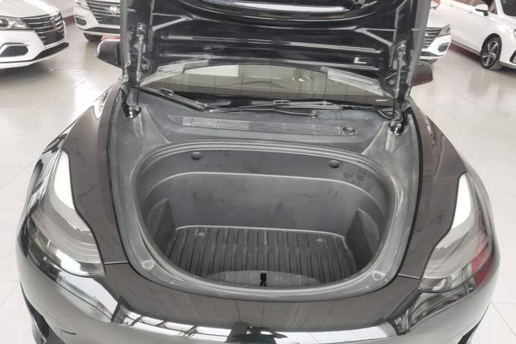 Used Tesla Model 3 2022 Rear-Wheel-Drive Version Engine Bay