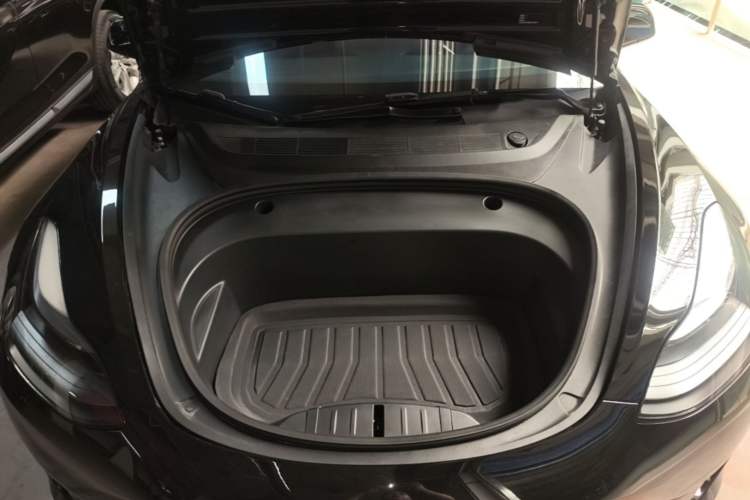 Used Tesla Model 3 2022 Rear-Wheel-Drive Version Engine Bay