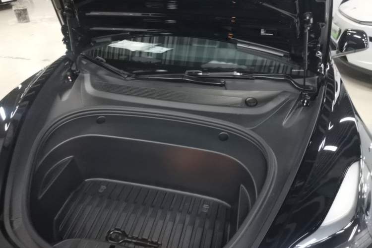 Used Tesla Model 3 2022 Rear-Wheel-Drive Version Engine Bay