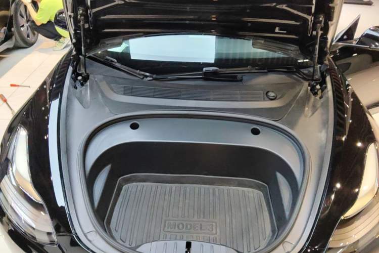 Used Tesla Model 3 2022 Rear-Wheel-Drive Version Engine Bay