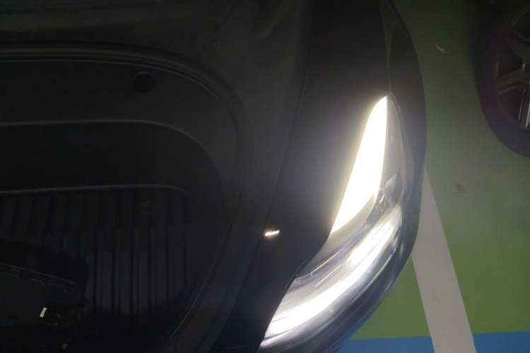 Used Tesla Model 3 2022 Rear-Wheel-Drive Version Engine Bay Left