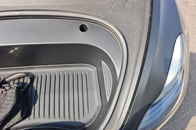 Used Tesla Model 3 2022 Rear-Wheel-Drive Version Engine Bay Left