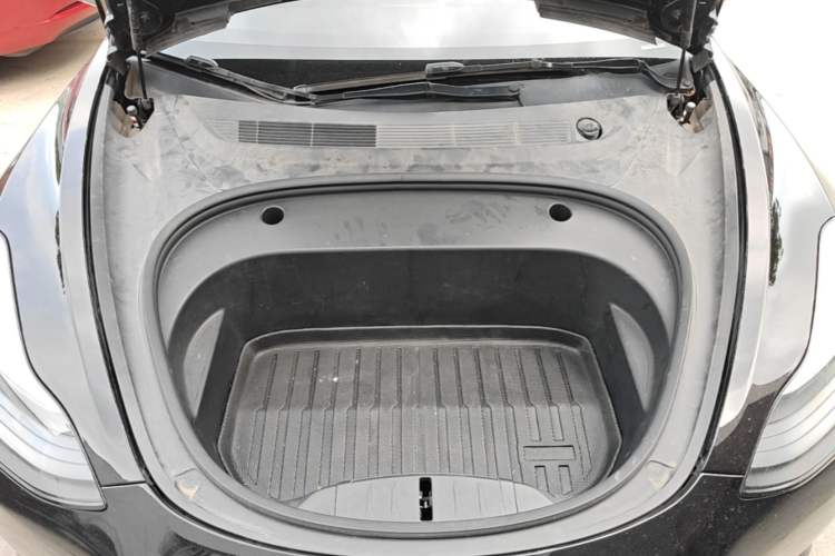 Used Tesla Model 3 2022 Rear-Wheel-Drive Version Engine Bay