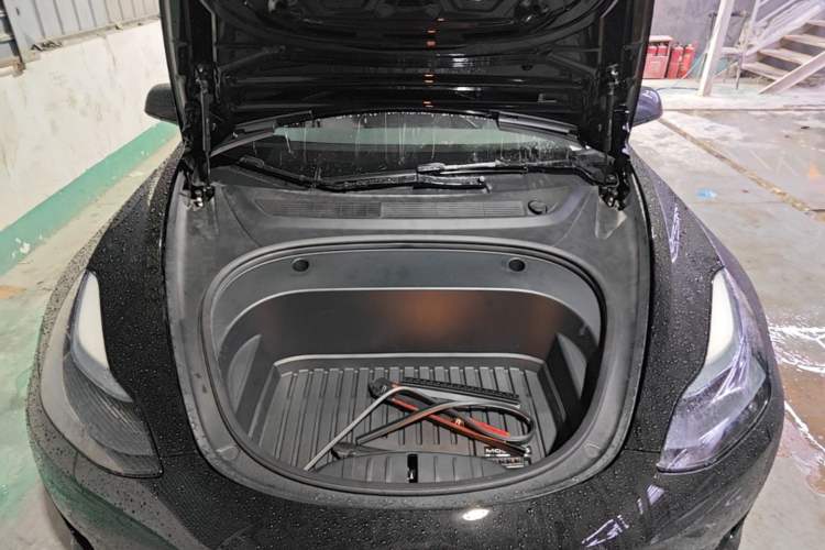 Used Tesla Model 3 2022 Rear-Wheel-Drive Version Engine Bay