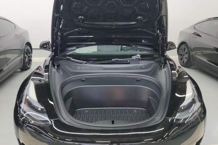 Used Tesla Model 3 2022 Rear-Wheel-Drive Version Engine Bay