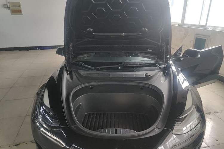 Used Tesla Model 3 2022 Rear-Wheel-Drive Version Engine Bay