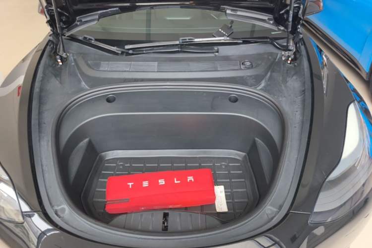 Used Tesla Model 3 2022 Rear-Wheel-Drive Version Engine Bay