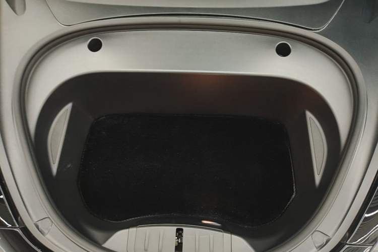 Used Tesla Model 3 2022 Rear-Wheel-Drive Version Engine Bay
