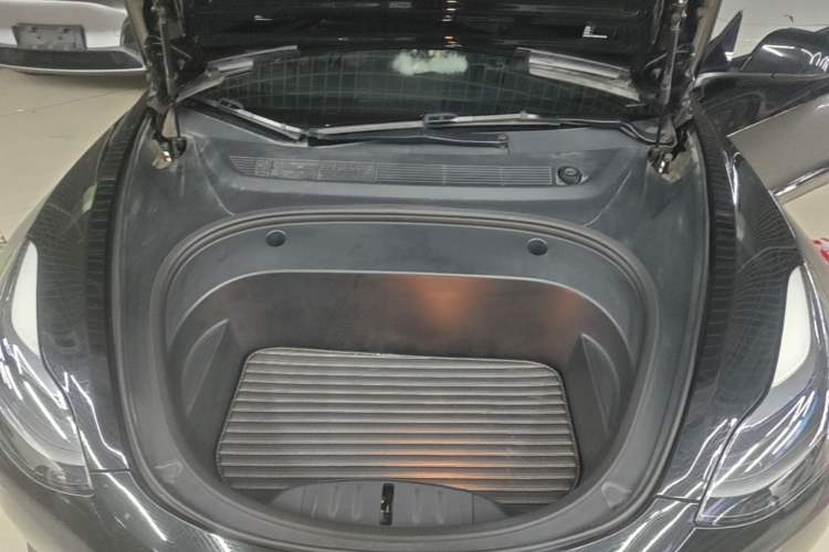 Used Tesla Model 3 2022 Rear-Wheel-Drive Version Engine Bay