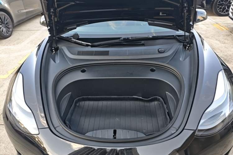 Used Tesla Model 3 2022 Rear-Wheel-Drive Version Engine Bay
