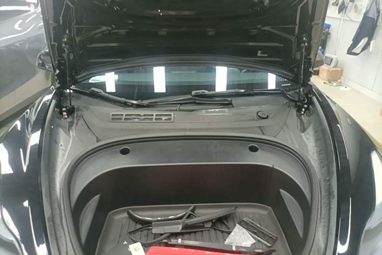 Used Tesla Model 3 2022 Rear-Wheel-Drive Version Engine Bay