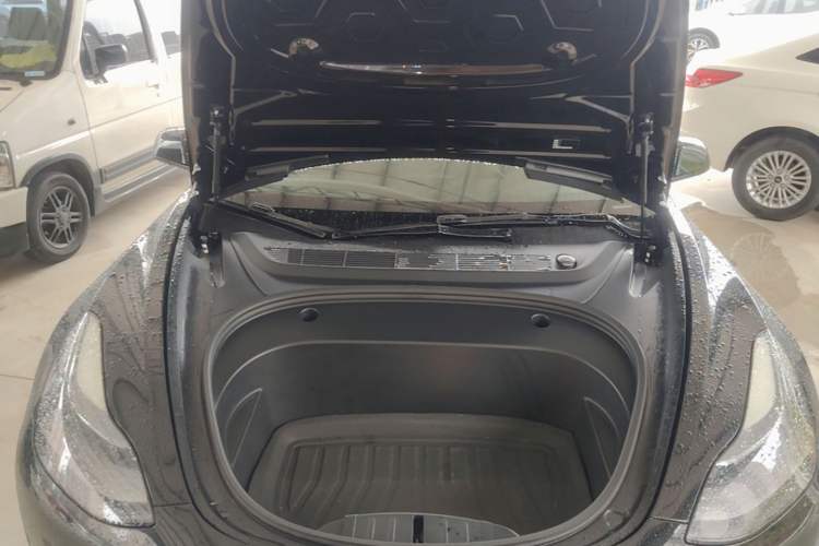 Used Tesla Model 3 2022 Rear-Wheel-Drive Version Engine Bay