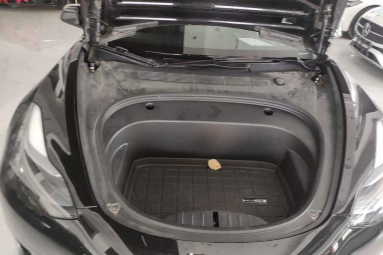 Used Tesla Model 3 2022 Rear-Wheel-Drive Version Engine Bay