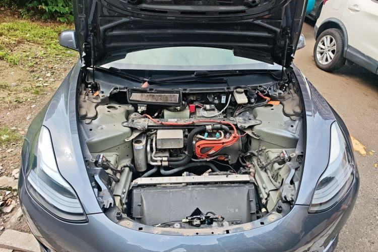 Used Tesla Model 3 2022 Rear-Wheel-Drive Version Engine Bay