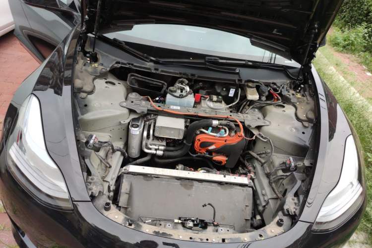 Used Tesla Model 3 2022 Rear-Wheel-Drive Version Engine Bay