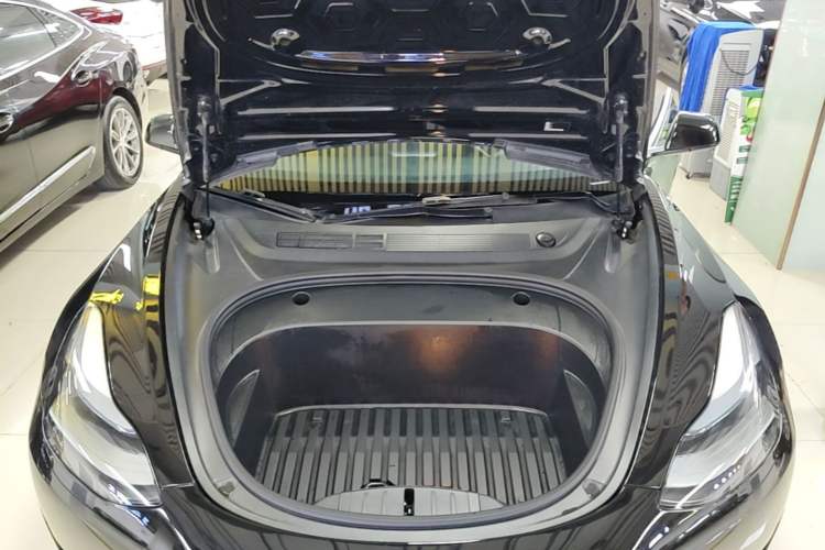 Used Tesla Model 3 2022 Rear-Wheel-Drive Version Engine Bay