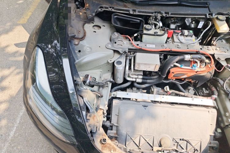 Used Tesla Model 3 2022 Rear-Wheel-Drive Version Engine Bay Right