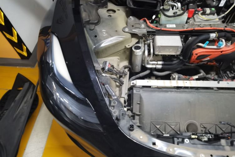 Used Tesla Model 3 2022 Rear-Wheel-Drive Version Engine Bay Right