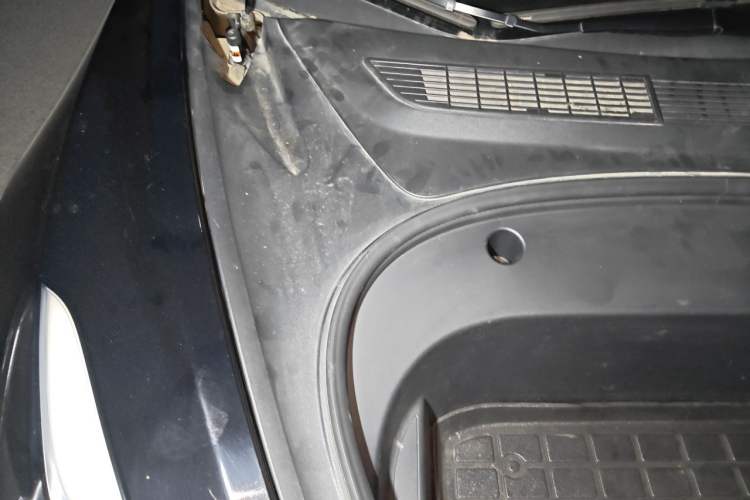 Used Tesla Model 3 2022 Rear-Wheel-Drive Version Engine Bay Right