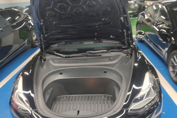 Used Tesla Model 3 2022 Rear-Wheel-Drive Version Engine Bay
