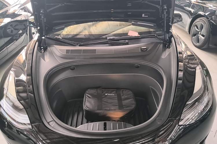 Used Tesla Model 3 2022 Rear-Wheel-Drive Version Engine Bay