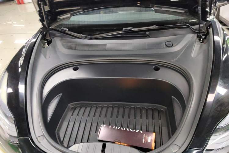 Used Tesla Model 3 2022 Rear-Wheel-Drive Version Engine Bay
