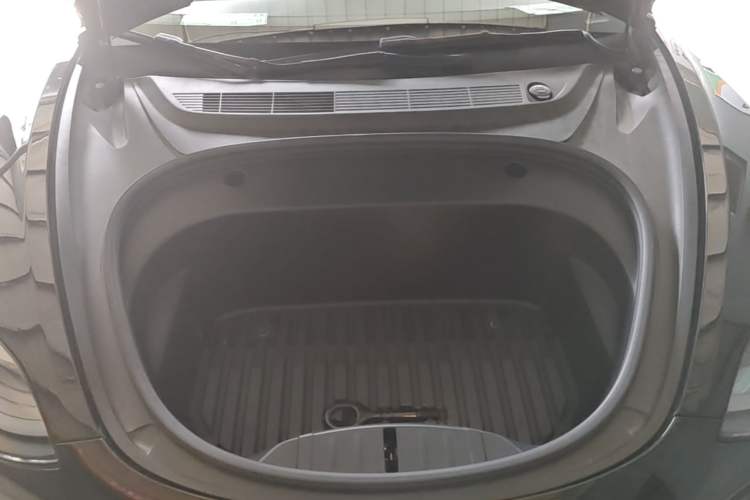 Used Tesla Model 3 2022 Rear-Wheel-Drive Version Engine Bay