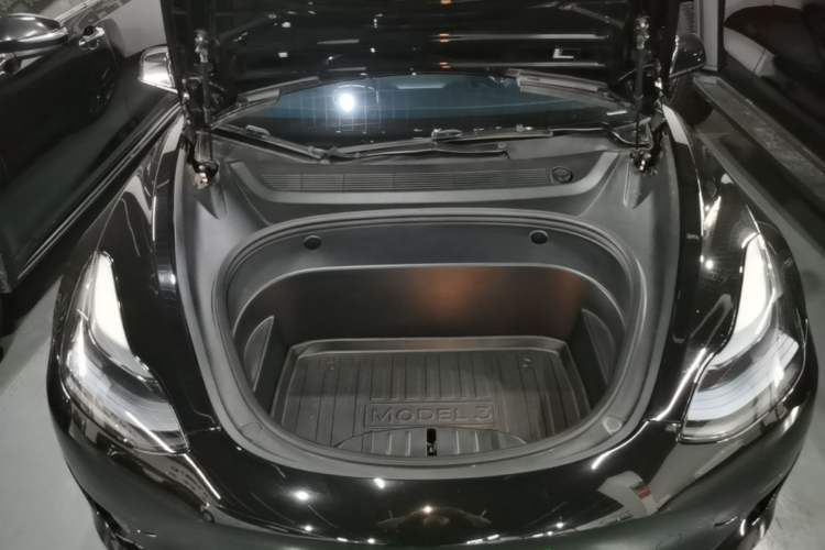 Used Tesla Model 3 2022 Rear-Wheel-Drive Version Engine Bay